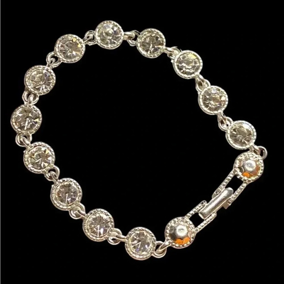 Avon Jewelry - Vintage CZ Rhinestone Silver Tone Tennis Chain Bracelet